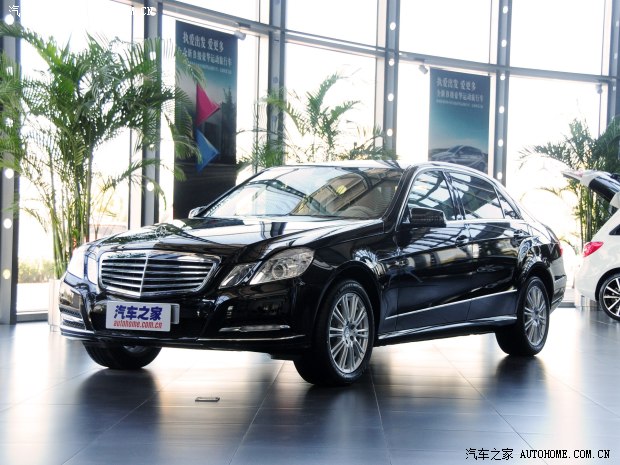 E 2013 E260L CGI